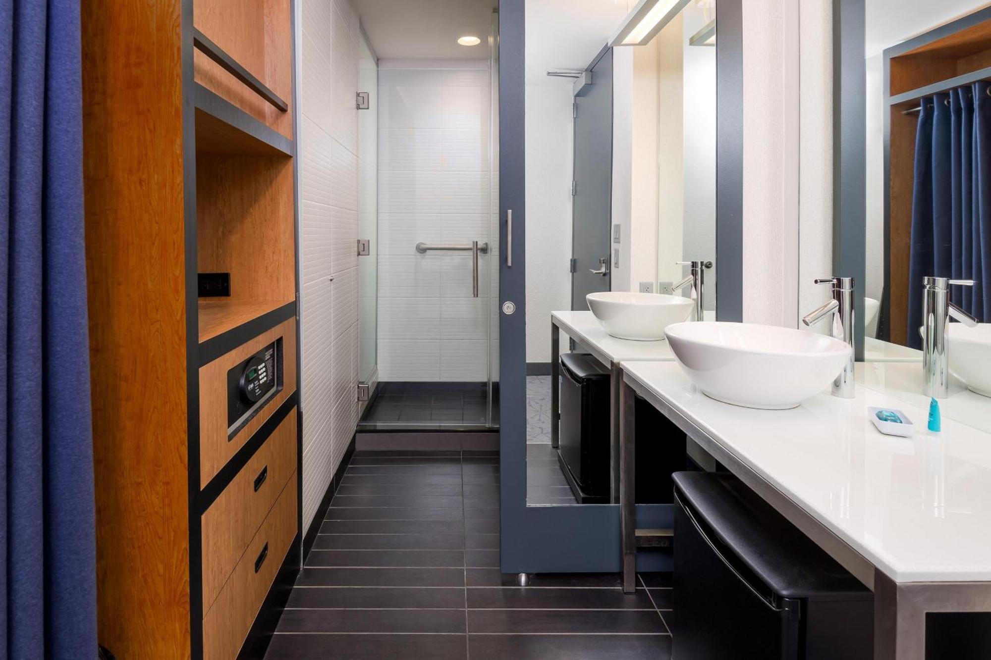 Aloft Asheville Downtown Екстериор снимка