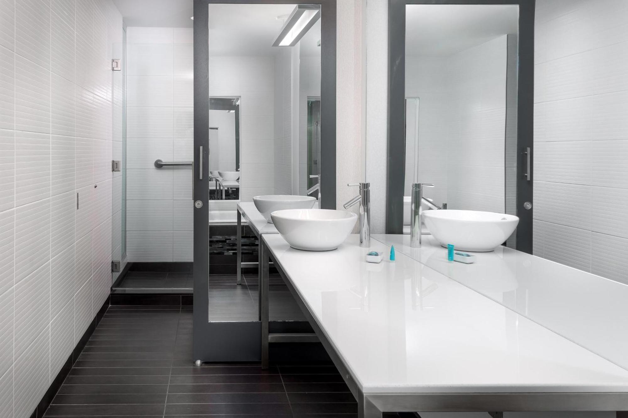 Aloft Asheville Downtown Екстериор снимка