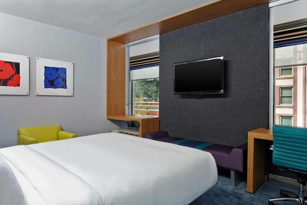 Aloft Asheville Downtown Екстериор снимка